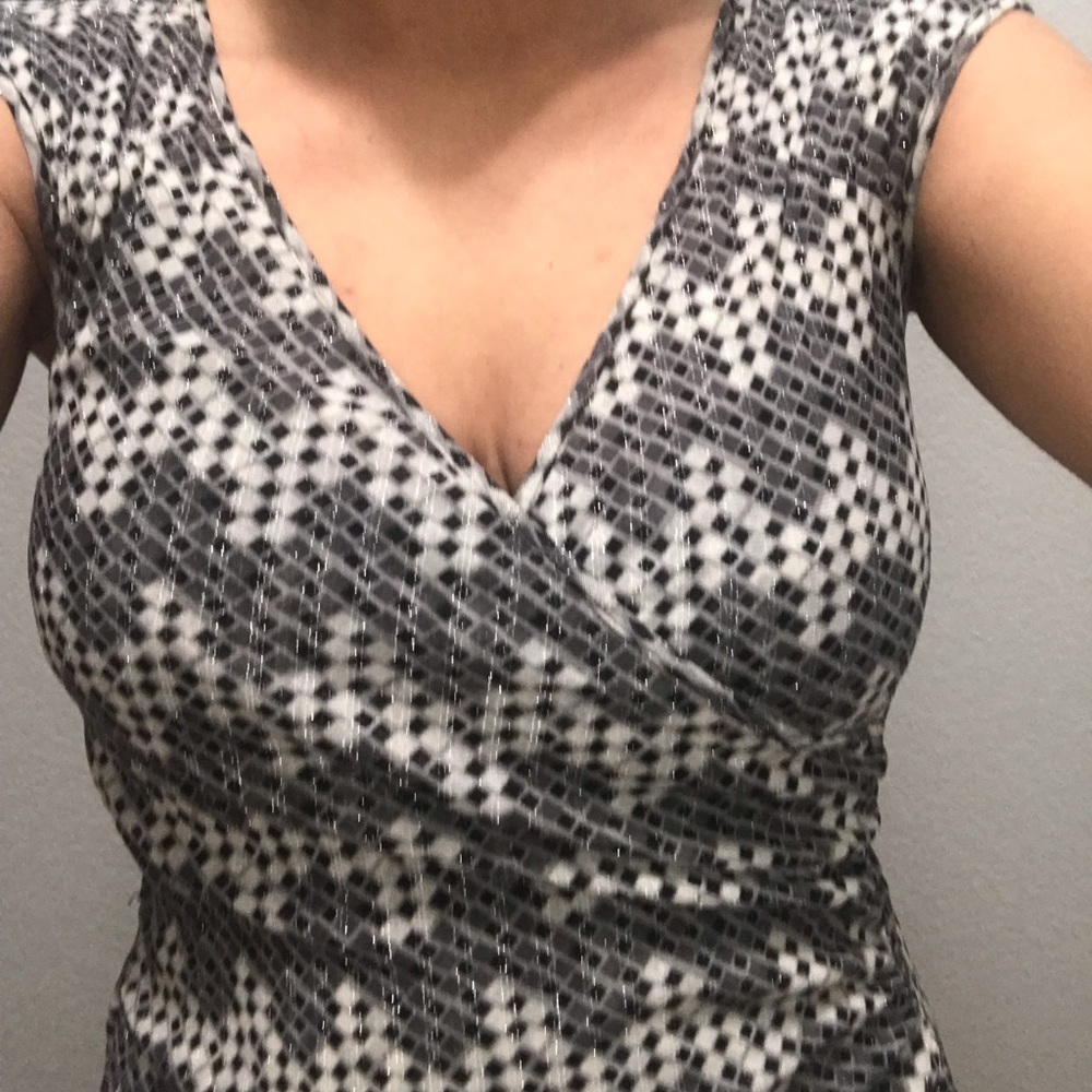 Black & White express top.